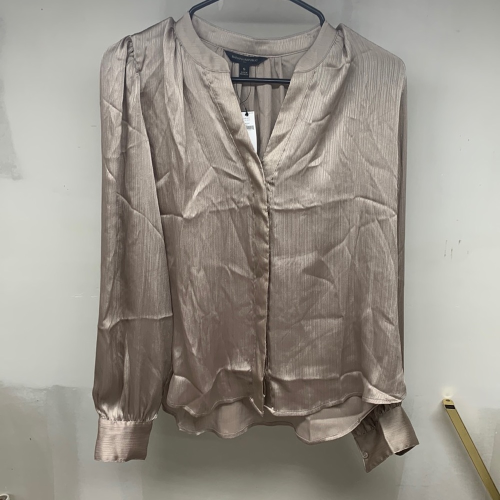 Silky grey blouse SM Banana Republic